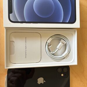 iPhone 12 Black ケース、充電ケーブル(未使用)、ステッカー等付属 SIMフリー iPhone iPhone12