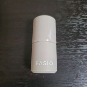 ファシオ マルチフェイススティック 11