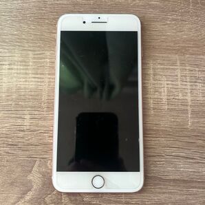 中古 iPhone 8 Plus ゴールド