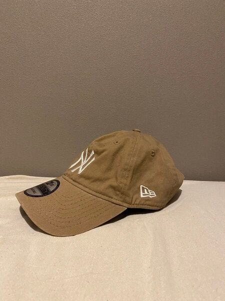 NEW ERA ベージュ