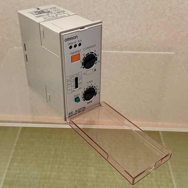 オムロン SE-KQP2N DIN(48×96)サイズに保護要素(1E~3E)が任意選択の静止形モータ・リレー 訳あり