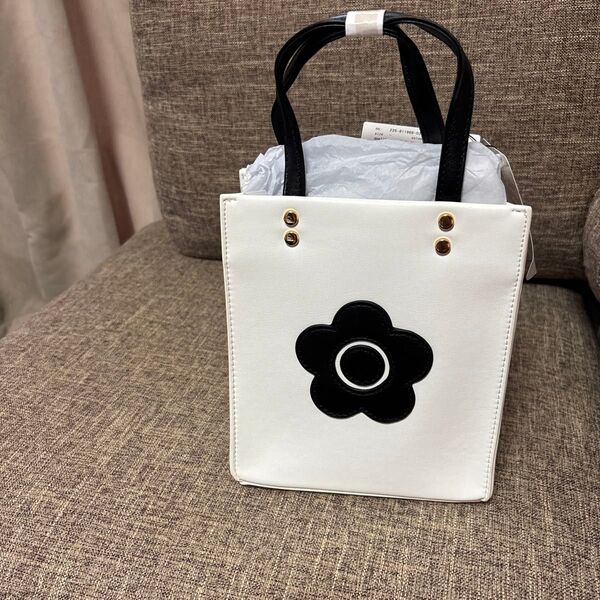 MARY QUANT トートバッグ 新品 未使用 ホワイト