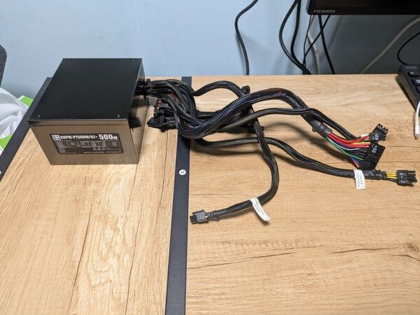 玄人志向 電源ユニット KRPW-PT500W/92+ 500W