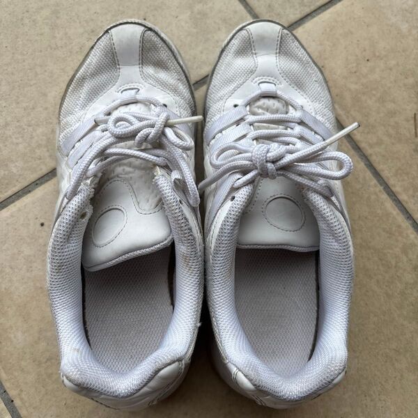 スニーカー ナイキ 23.5 NIKE