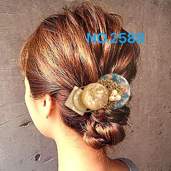 NO.2588 ヘアクリップ ハンドメイド ヘアアクセサリー マーブル 水色 パール 髪飾り 髪留め