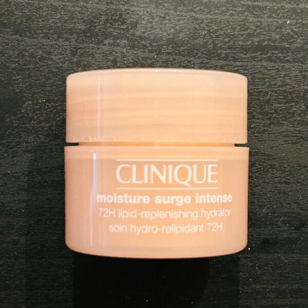 容器 クリニーク モイスチャー サージ インテンス 72 CLINIQUE moisture surge intense