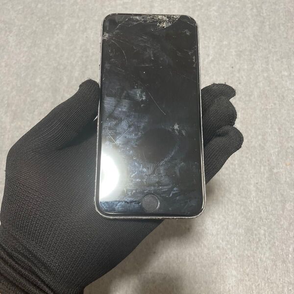 3 iPhone6S SIMフリー