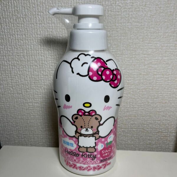 サンリオ リンスインシャンプー ハローキティ ポンプ 300ml×1個