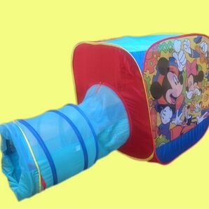 TOMY ディズニー ボールまるごとたためるテント トンネル付き ボール100個くらい