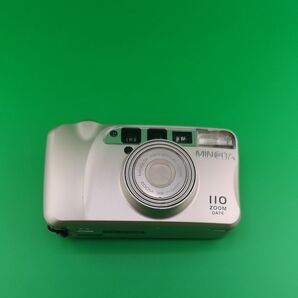 フィルムカメラ MINOLTA 110 zoom date (871)