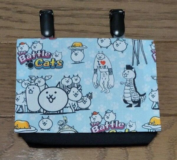 大きめ移動ポケット マチ付き ポケットティッシュ入れあり The Battle Cats にゃんこ大戦争 ハンドメイド