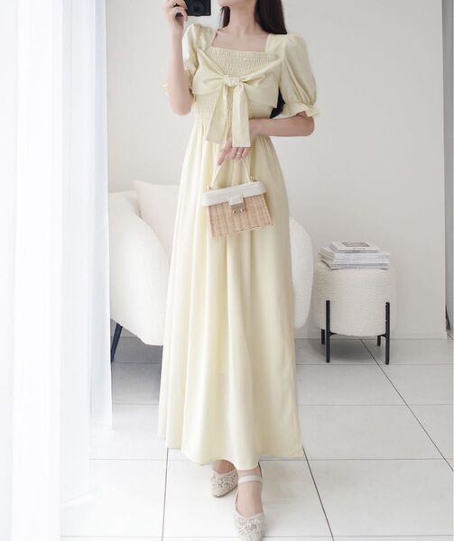 【新品未使用】mily bilet 一目ぼれ確定。大人フェミニン♪ビッグリボン使いシャーリングワンピース(ロング丈)アイボリー 白