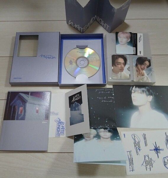 ENHYPEN ROMANCE : UNTOLD -daydream- WHITE MIDNIGHTVer. CD 特典トレカ付き