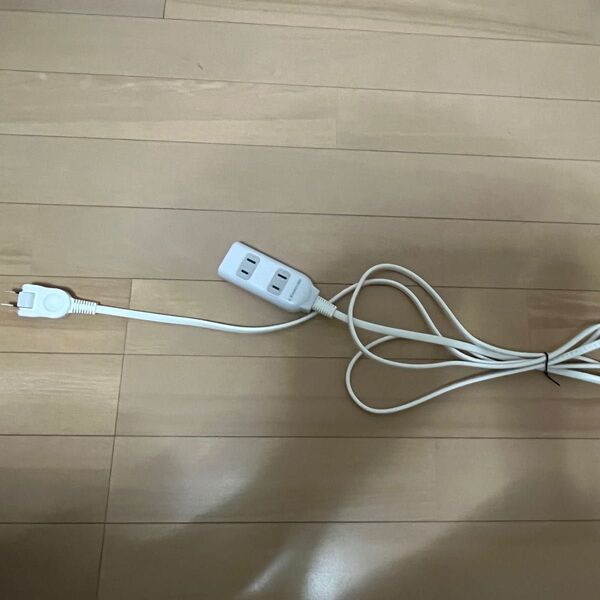 ホワイト電源タップ 3口 3m
