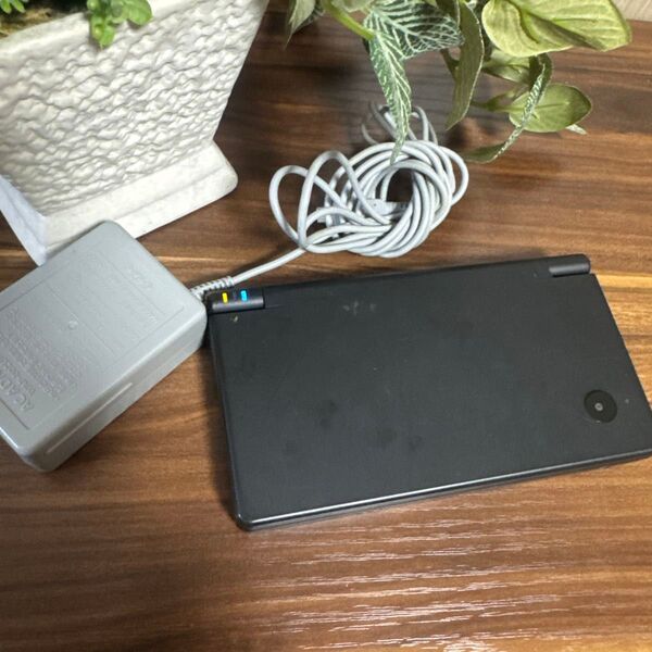 動作確認済 ニンテンドーDSi 本体 TWL-001 黒ブラック