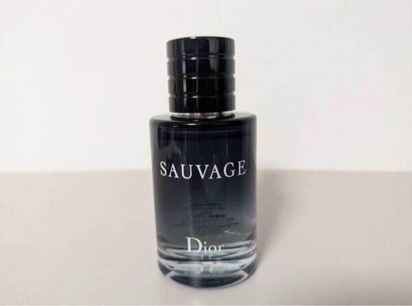 ディオール ソヴァージュ オードトワレ 60ml ほぼ満タン Dior 正規品 Sauvage 香水 クリスチャンディオール