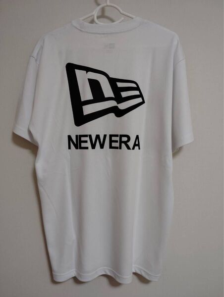 新品NEWERA (ニュ−エラ) 半袖TシャツSS PF TEE FLAG& WORDMARK BLK W メンズホワイト白XL