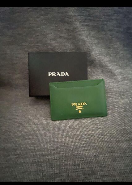 【中古】PRADA カードケース 名刺入れ グリーン レザー
