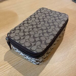 希少☆COACH コーチ 小物入れ ポーチ シグネチャー キャンバス