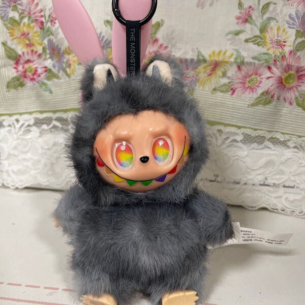 ラブブ LABUBU3 ぬいぐるみ キーホルダー グレー 可愛い