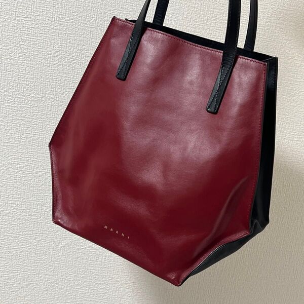 marni マルニ トートバッグ ハンドバッグ レザー バイカラー レッド