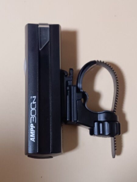 キャットアイ AMPP300N