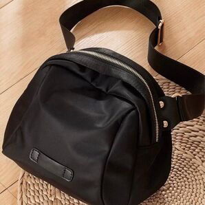 【新品未使用】ショルダーバック レディース ブラック