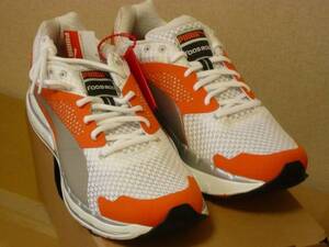 3★★★★即決!新品 puma/プーマ ファース800 白/オレンジ US9.0/27.0cm