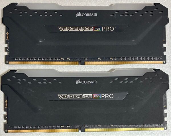 【中古】DDR4-3600 32GB(16GB×2枚) CORSAIR