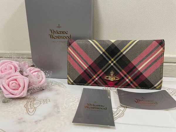 Vivienne Westwood ピンクチェック柄 長財布