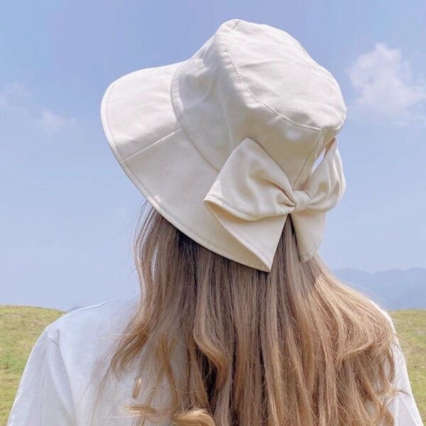 リボン付きバケットハット かわいいフェミニン 小顔 軽量 つば広 日焼け 紫外線対策 UVカット アイボリー