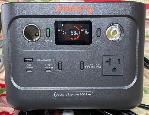 Jackery ポータブル電源 J E-300B