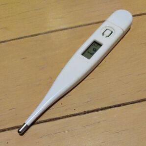 中古 電子体温計 型番不明