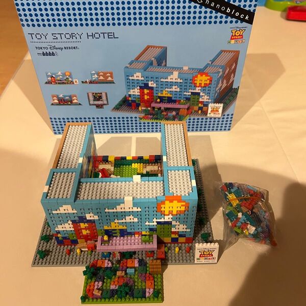 ディズニーリゾート トイストーリーホテル nano block