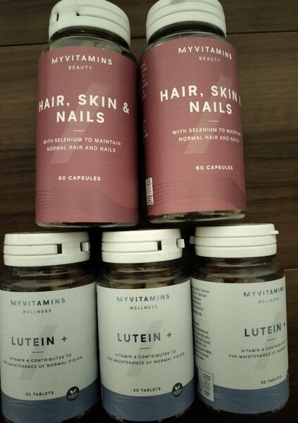 マイプロテイン ルティン90錠 & ヘアースキンネイル 120カプセル