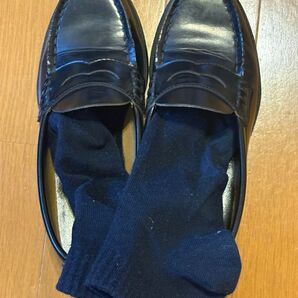 ローファーと靴下