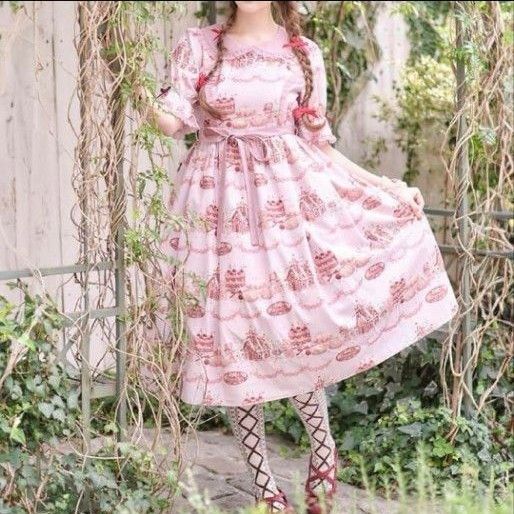 新品タグ付き axes femme kawaii お菓子の家柄ワンピース ピンク