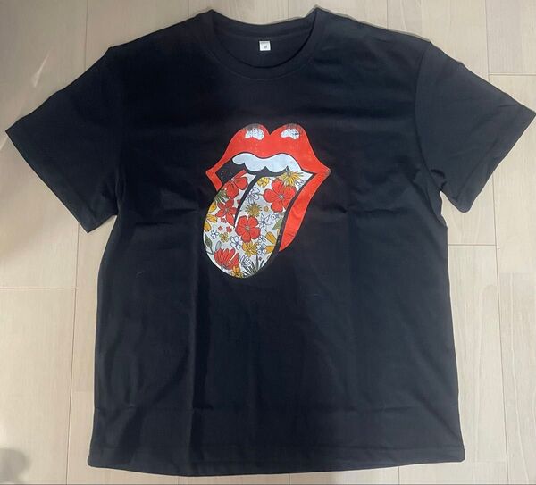 新品リップ&フラワープリントデザインM Tシャツ
