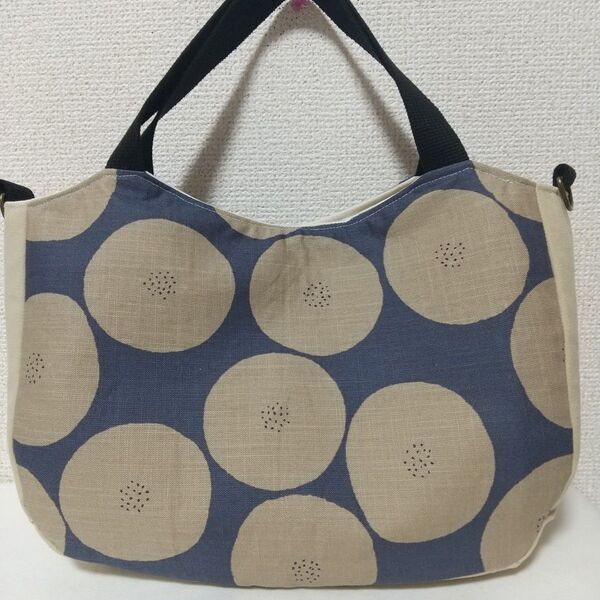 ハンドメイド 北欧 あんぱん ポケ2つバッグ dカン トートバッグ