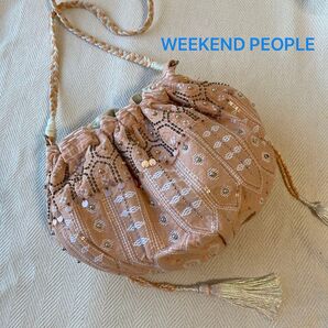 WEEKEND PEOPLE ビーズ刺繍 巾着ショルダーバッグ サーモンピンク リゾートバッグ モロカン刺繍バッグ