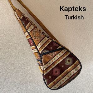 Kapteks トルコ オルテガ ゴブラン織りワンショルダー 肩掛けバッグ ナザールビーズ付き 織物リュックサック【最終価格】