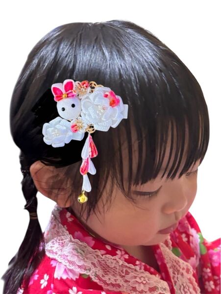 桃×白 七五三 浴衣 つまみ細工 髪飾り ベビー こども ヘアクリップ 着物 うさぎ 花 赤ちゃん ハンドメイド