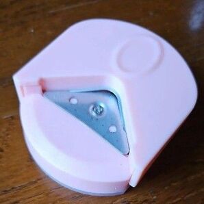 角 かどパンチ コーナーカッター コーナーパンチ 新品 ピンク