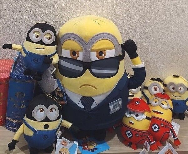 【ミニオンズ】怪盗グルーのミニオン超変身 ぬいぐるみ マスコット 8点セット