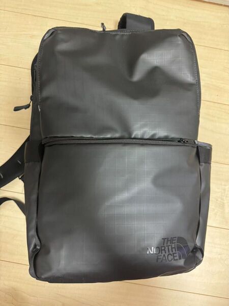 極美品 THE NORTH FACE ベースキャンプ ボイジャーデイパック S ノースフェイス リュックサック 黒 バックパック