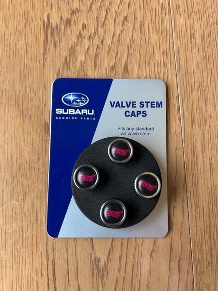 USスバル 純正品 SUBARU STI 赤ロゴ入り エアバルブキャップ