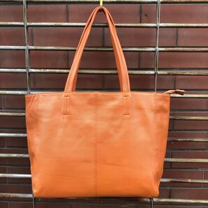 GUSCIO『新品未使用』【牛革】シュリンクレザートートバッグ