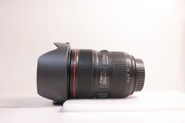 キヤノン EF 24-70 F2.8 L II USM