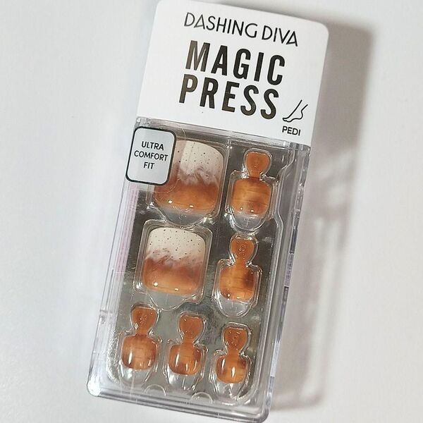 日本未発売品 1276 Dashing Diva ダッシングディバ マジックプレス ネイルチップ 付け爪 1秒ジェルネイル