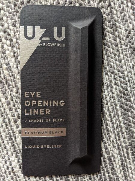 新品 UZU BY FLOWFUSHI アイオープニングライナー プラチナムブラック アイライナー